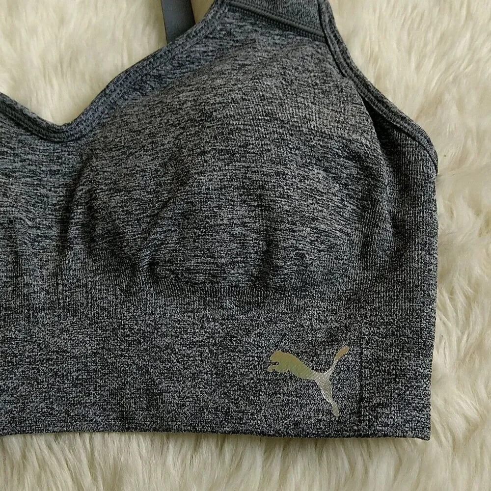 Puma Womens sz M‎ Sports Bra Heathered Gray Padded Wireless Pullover Adjustable